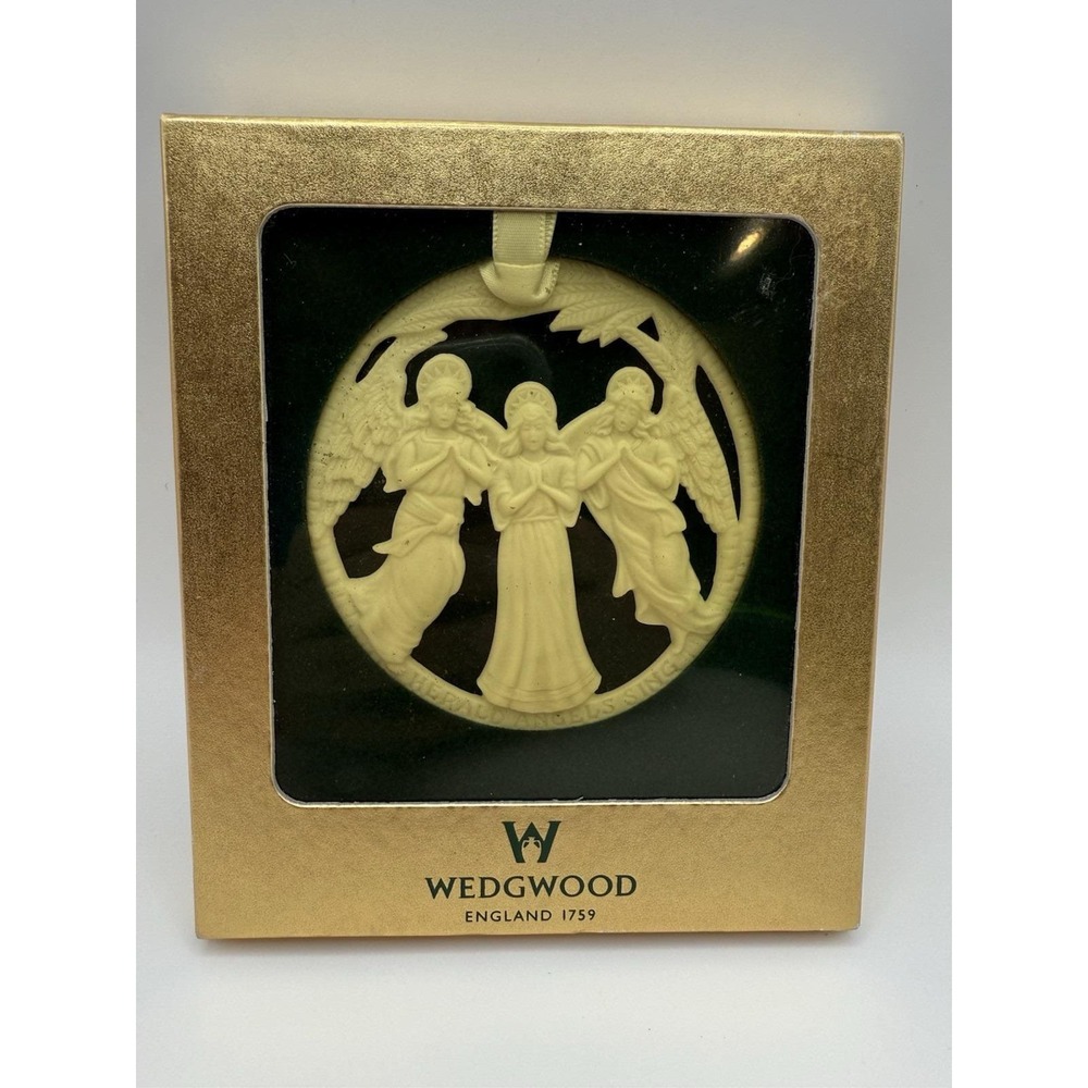 Rare Wedgwood Ivory Ornament "Hark! The Herald‎ Angels Sing" NOS Boxed England